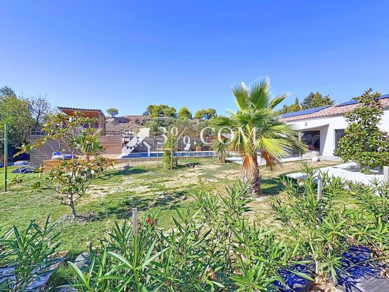 Maison - 148 m² - 6 pièces