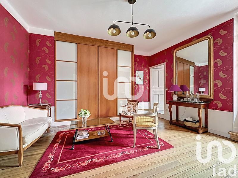 Maison de ville - 364 m² - 9 pièces