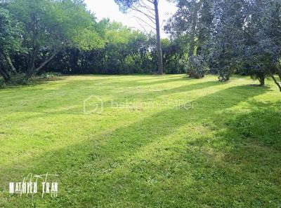 Terrain constructible - 550 m²