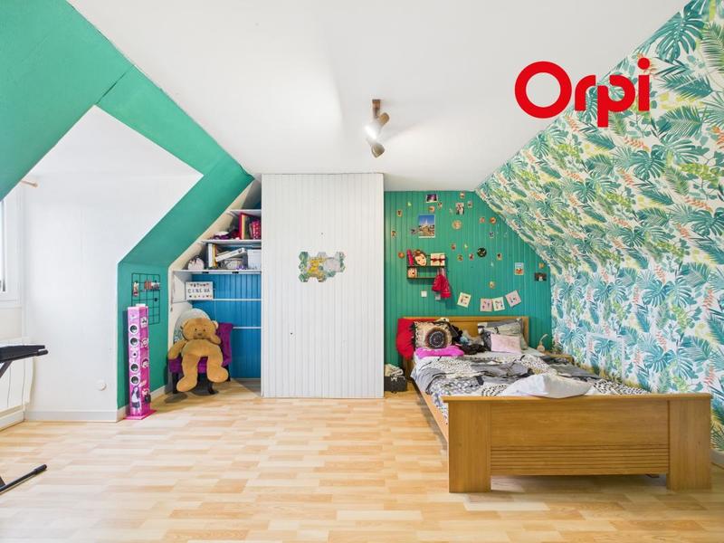 Maison - 92 m² - 4 pièces