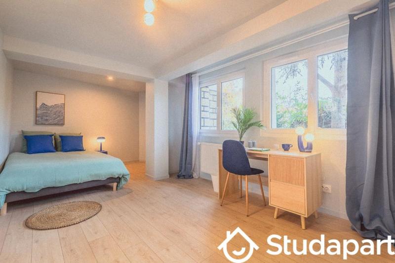 Chambre - 17 m² - 1 pièce