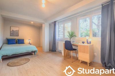 Chambre - 17 m² - 1 pièce