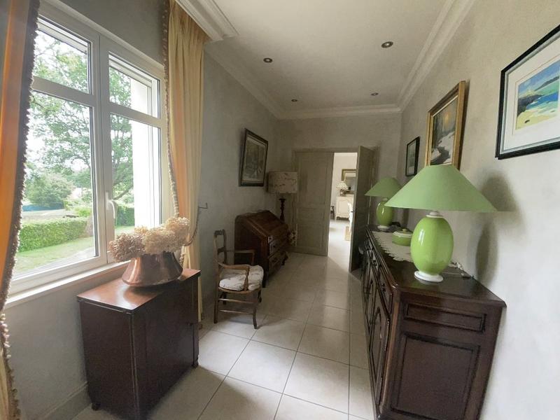 Maison en pierre - 247 m² - 8 pièces