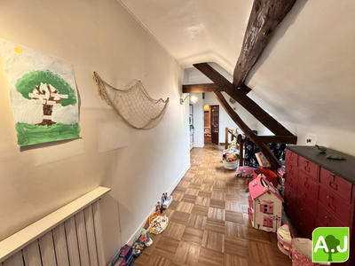 Maison ancienne - 141 m² - 6 pièces