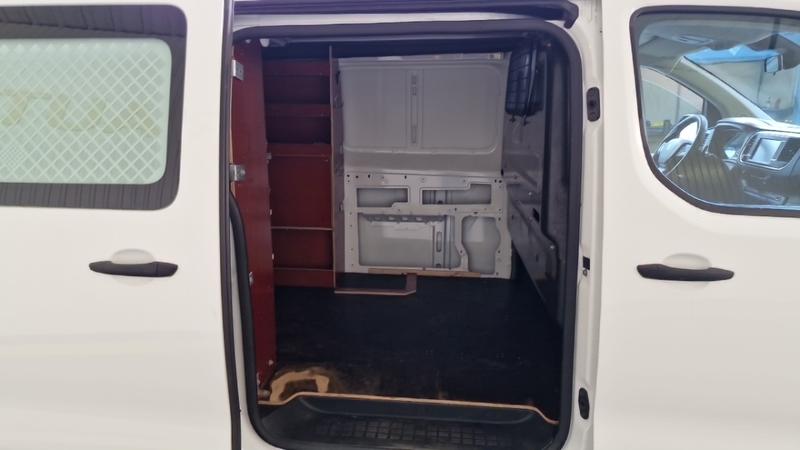 Peugeot Expert Fourgon tole standard 1.6 bluehdi 95 ss etg6 premium pac