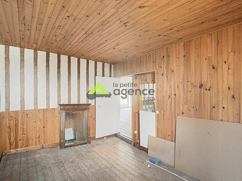 Maison - 285 m² - 11 pièces