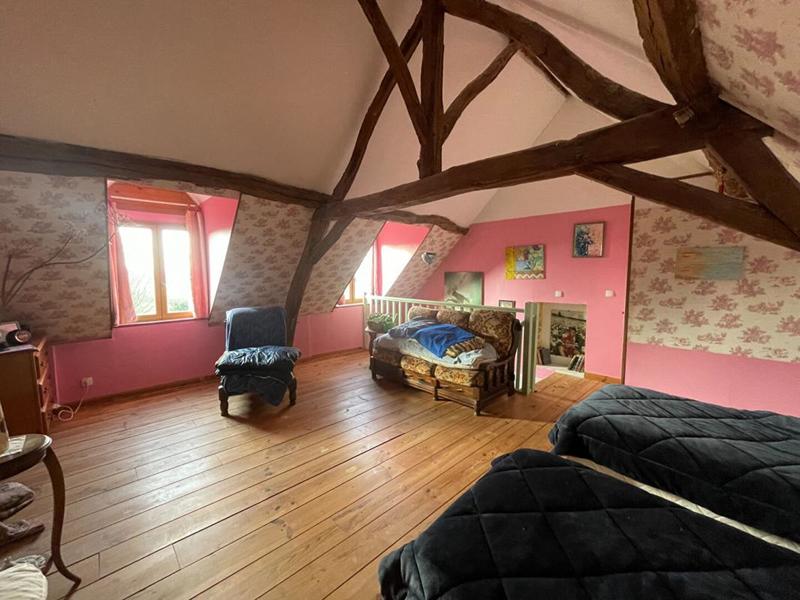 Maison - 200 m² - 7 pièces