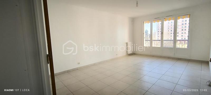 Appartement - 82 m² - 4 pièces