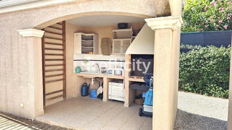 Maison - 162 m² - 6 pièces