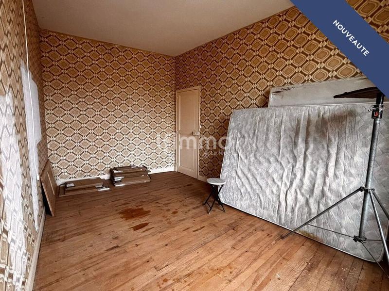 Maison - 298 m² - 7 pièces