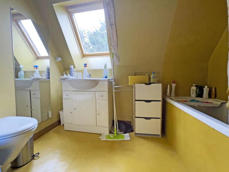 Maison - 96 m² - 4 pièces