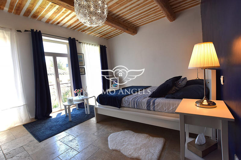 Mas - 341 m² - 10 pièces