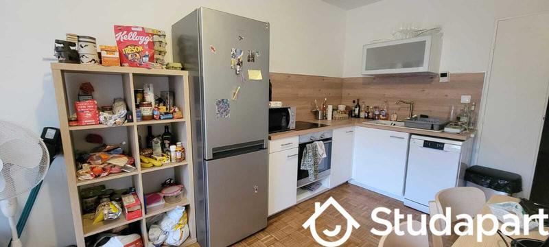 Chambre - 12 m² - 1 pièce