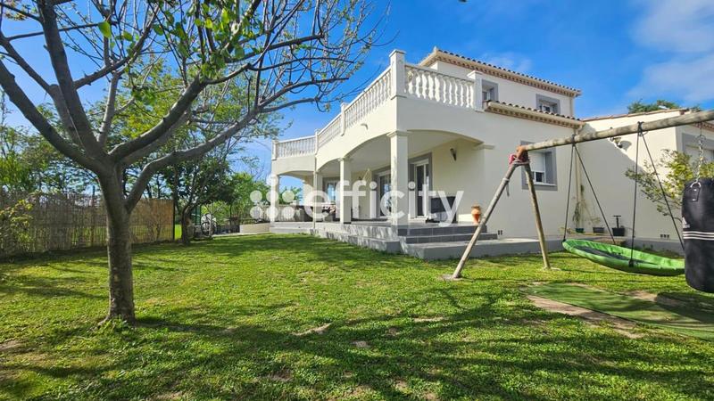 Maison - 176 m² - 6 pièces