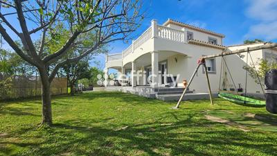 Maison - 176 m² - 6 pièces