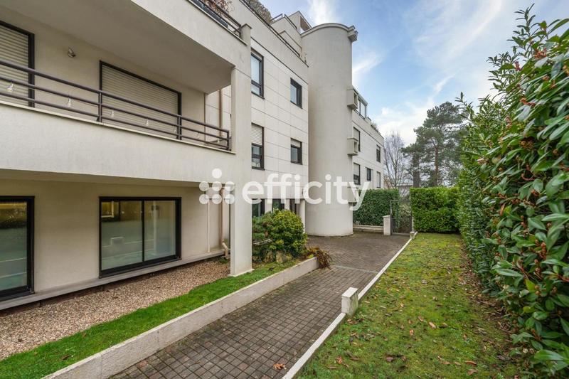 Appartement - 138 m² - 5 pièces