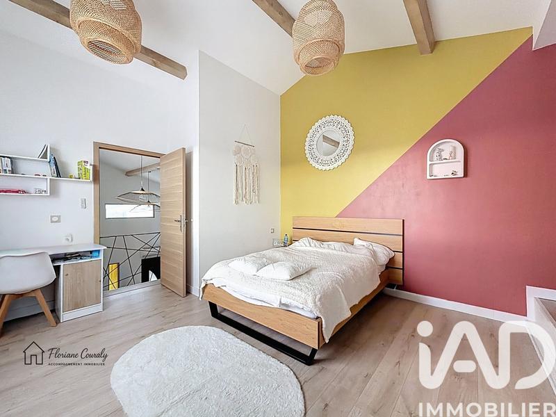 Maison - 206 m² - 7 pièces