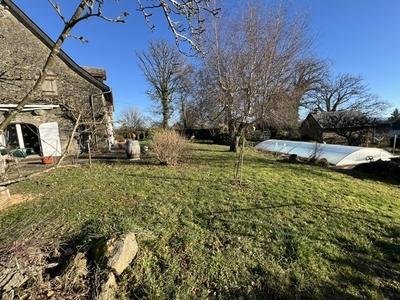 Maison - 143 m² - 6 pièces