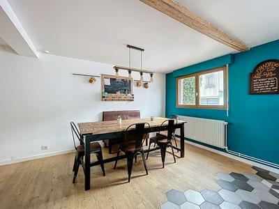 Maison - 137 m² - 6 pièces