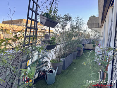 Appartement - 104 m² - 4 pièces