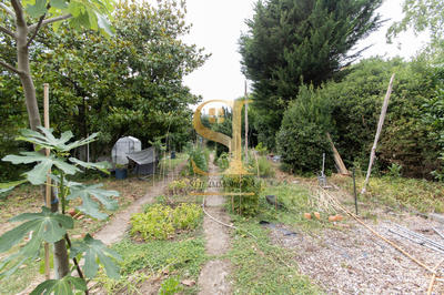 Maison - 141 m² - 6 pièces