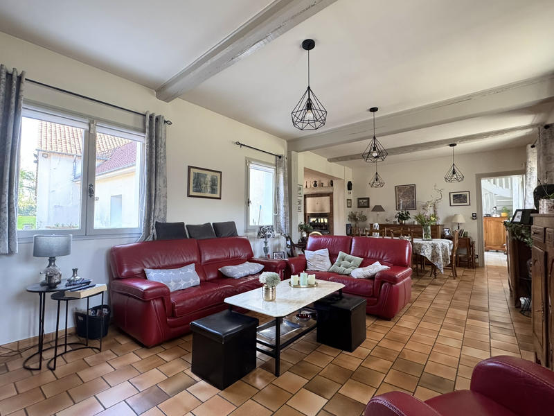 Propriété - 158 m² - 6 pièces