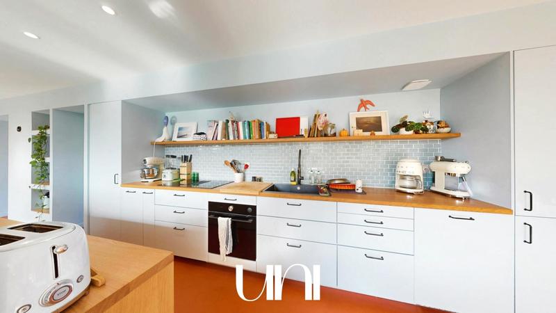 Appartement - 121 m² - 5 pièces