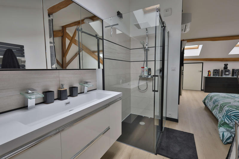 Triplex - 95 m² - 4 pièces