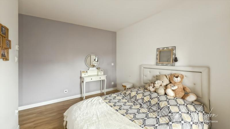 Maison - 160 m² - 8 pièces