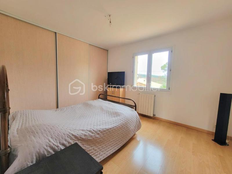 Villa - 240 m² - 8 pièces