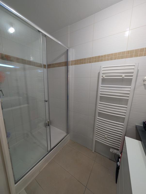 Studio - 30 m² - 1 pièce