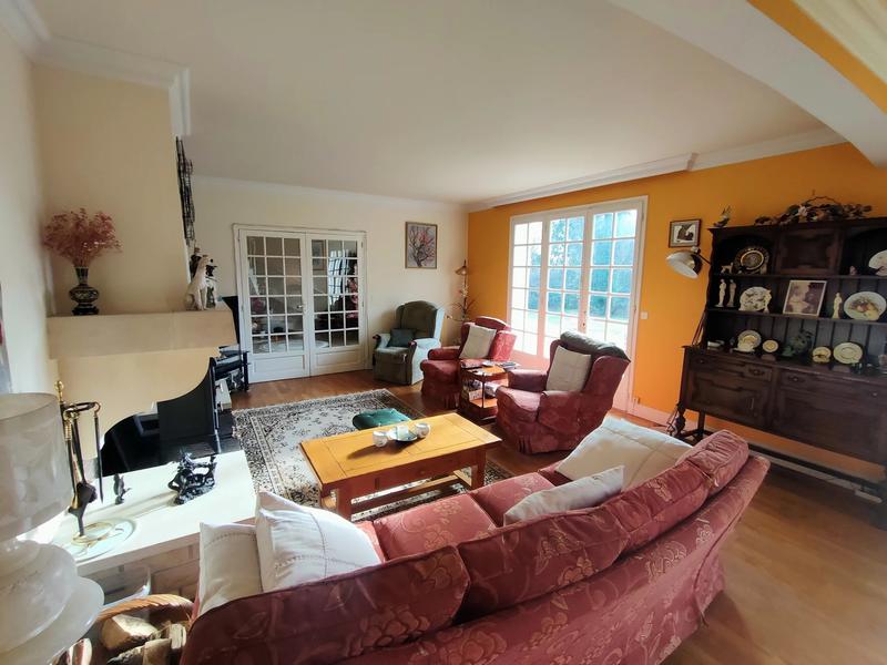 Villa - 264 m² - 5 pièces