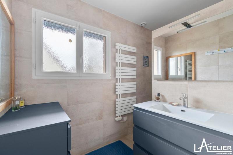 Maison - 145 m² - 7 pièces