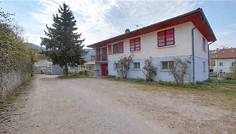 Maison ancienne - 92 m² - 5 pièces