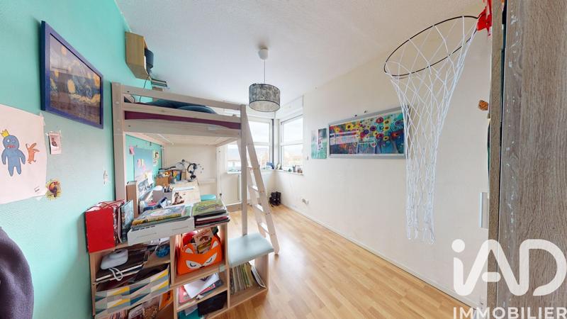 Maison - 110 m² - 5 pièces