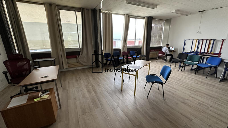 Bureau - 510 m²