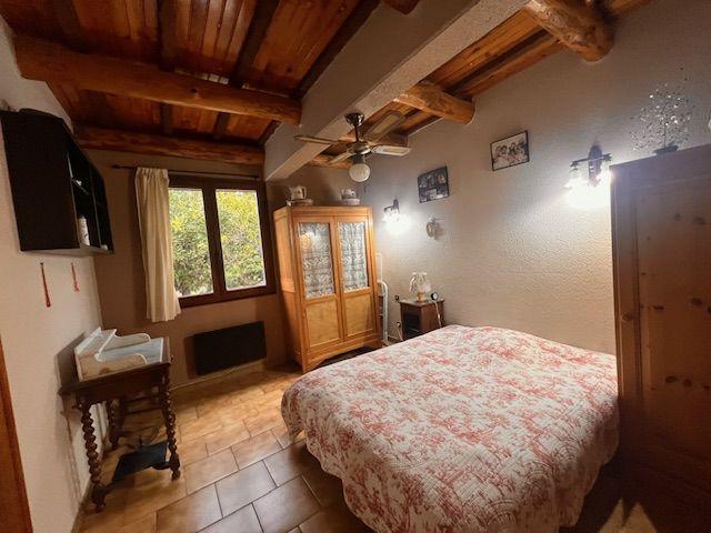 Maison - 205 m² - 9 pièces