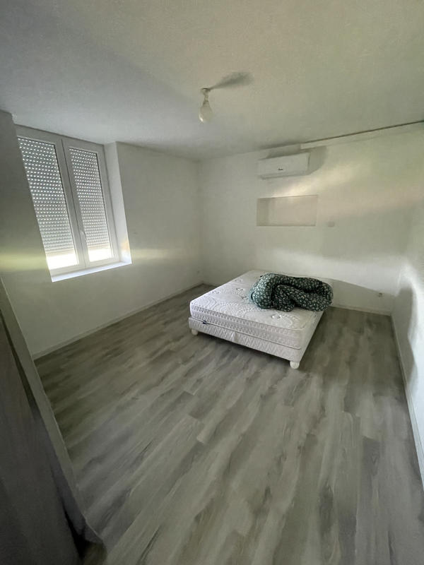 Immeuble - 210 m² - 9 pièces