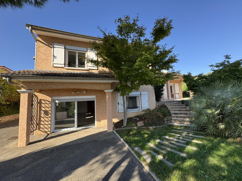 Maison - 120 m² - 6 pièces