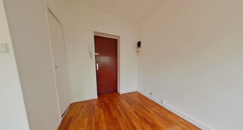 Studio - 17 m² - 1 pièce