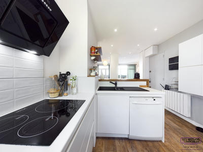 Appartement - 77 m² - 4 pièces