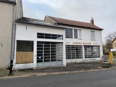 Maison - 226 m² - 3 pièces