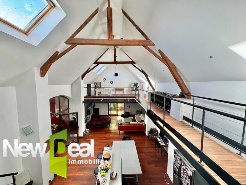 Maison - 287 m² - 7 pièces