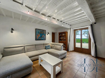 Maison - 166 m² - 6 pièces