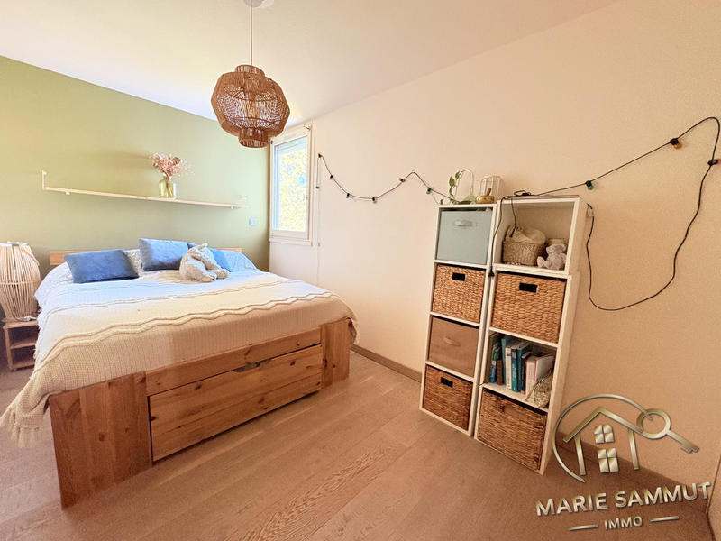 Appartement - 75 m² - 3 pièces