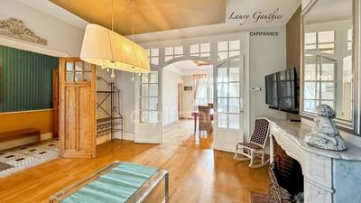 Maison bourgeoise - 175 m² - 6 pièces