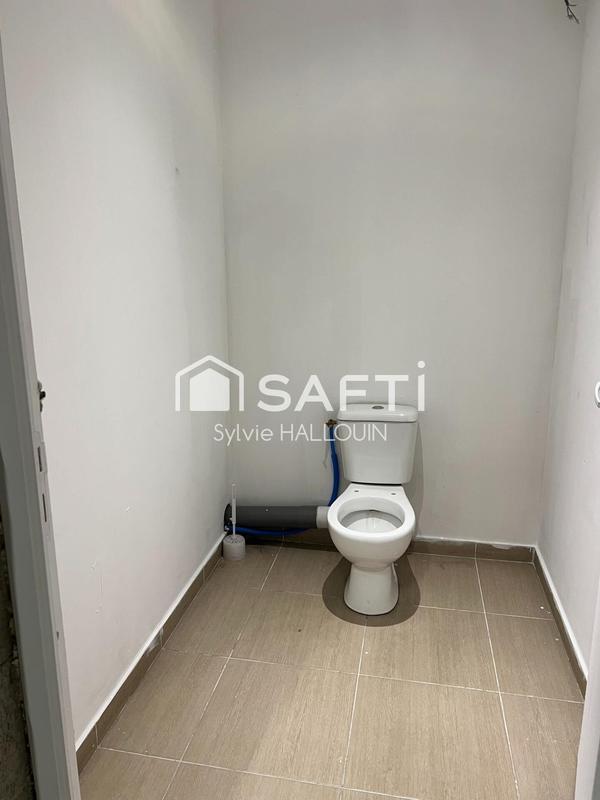 Local commercial - 230 m² - 1 pièce