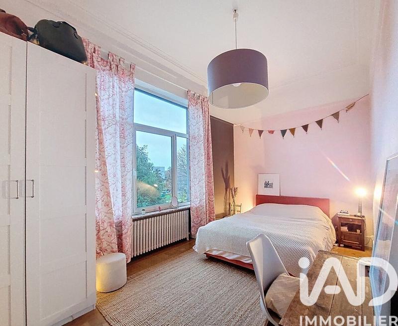 Maison - 415 m² - 13 pièces