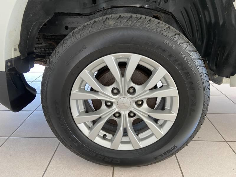 Mitsubishi Pick-up L200 Double Cabine 2.5 Td 178 Dble Cab Instyle Navi a