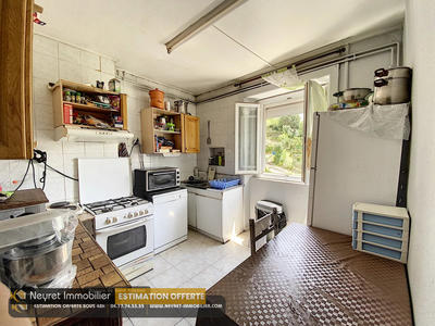 Appartement - 130 m² - 6 pièces